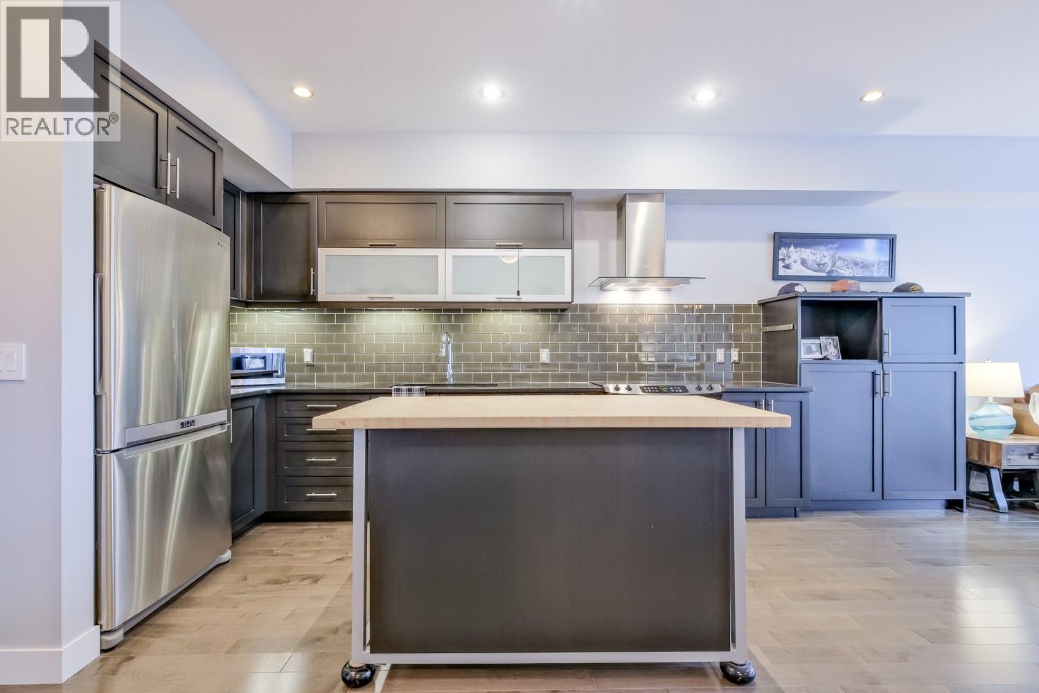 108 700 Martin Avenue, Kelowna