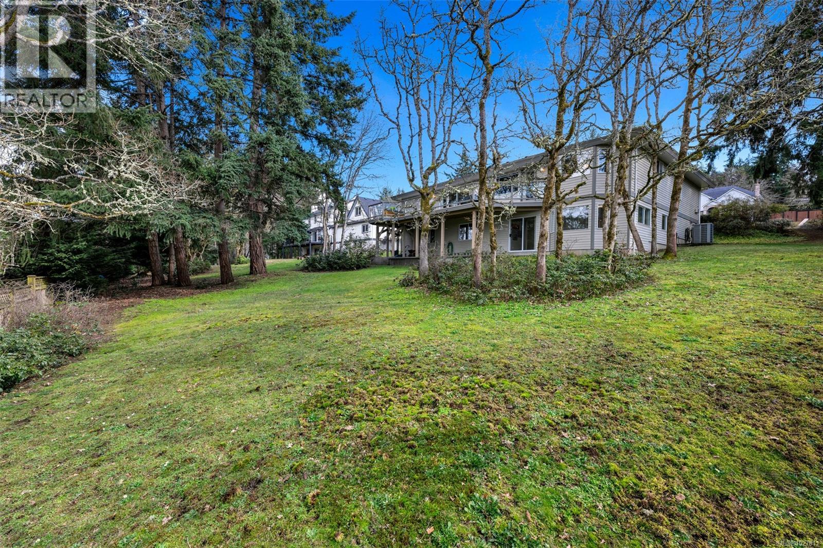 1249 KATHLEEN DR - 37