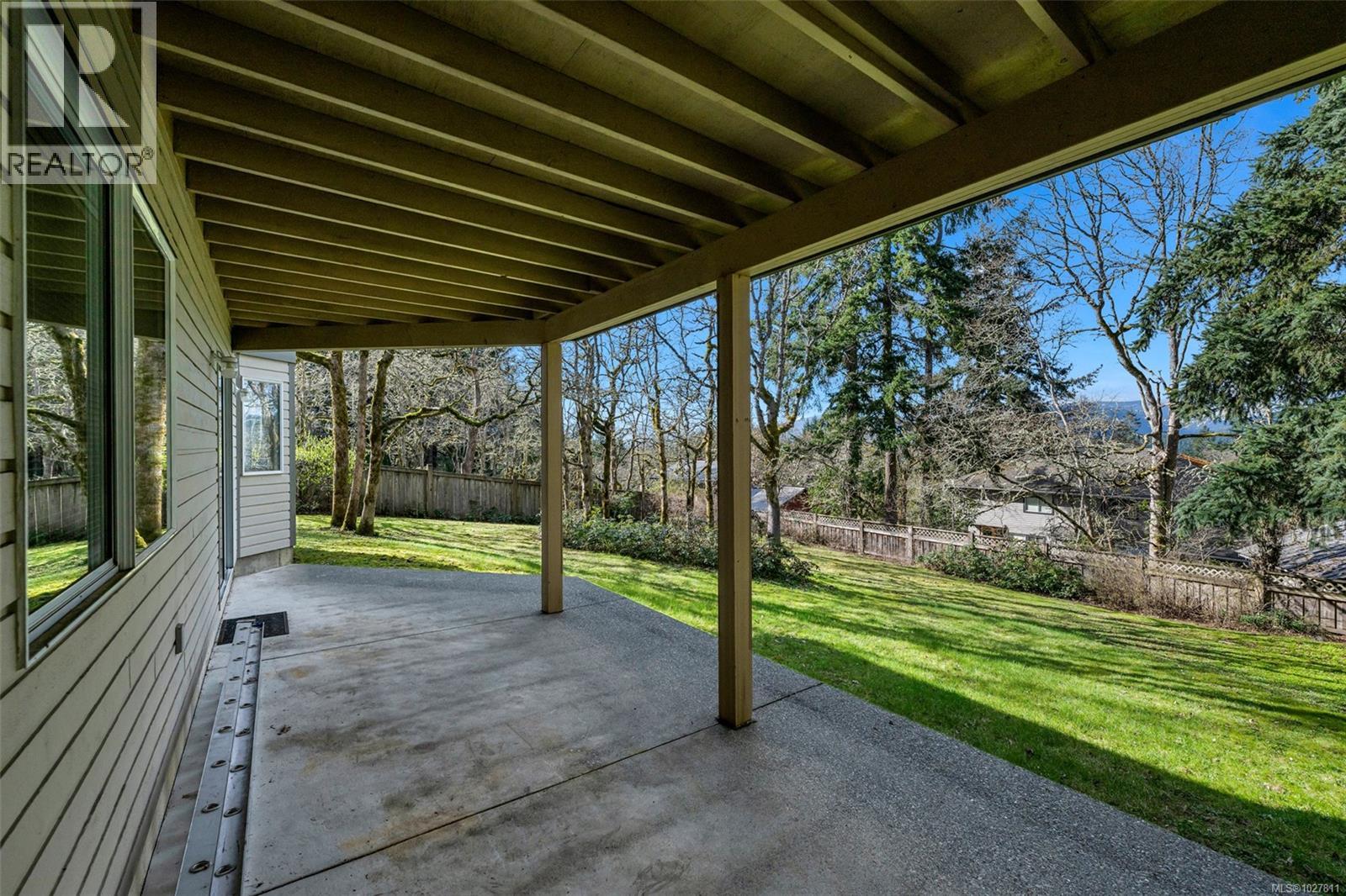 1249 KATHLEEN DR - 36