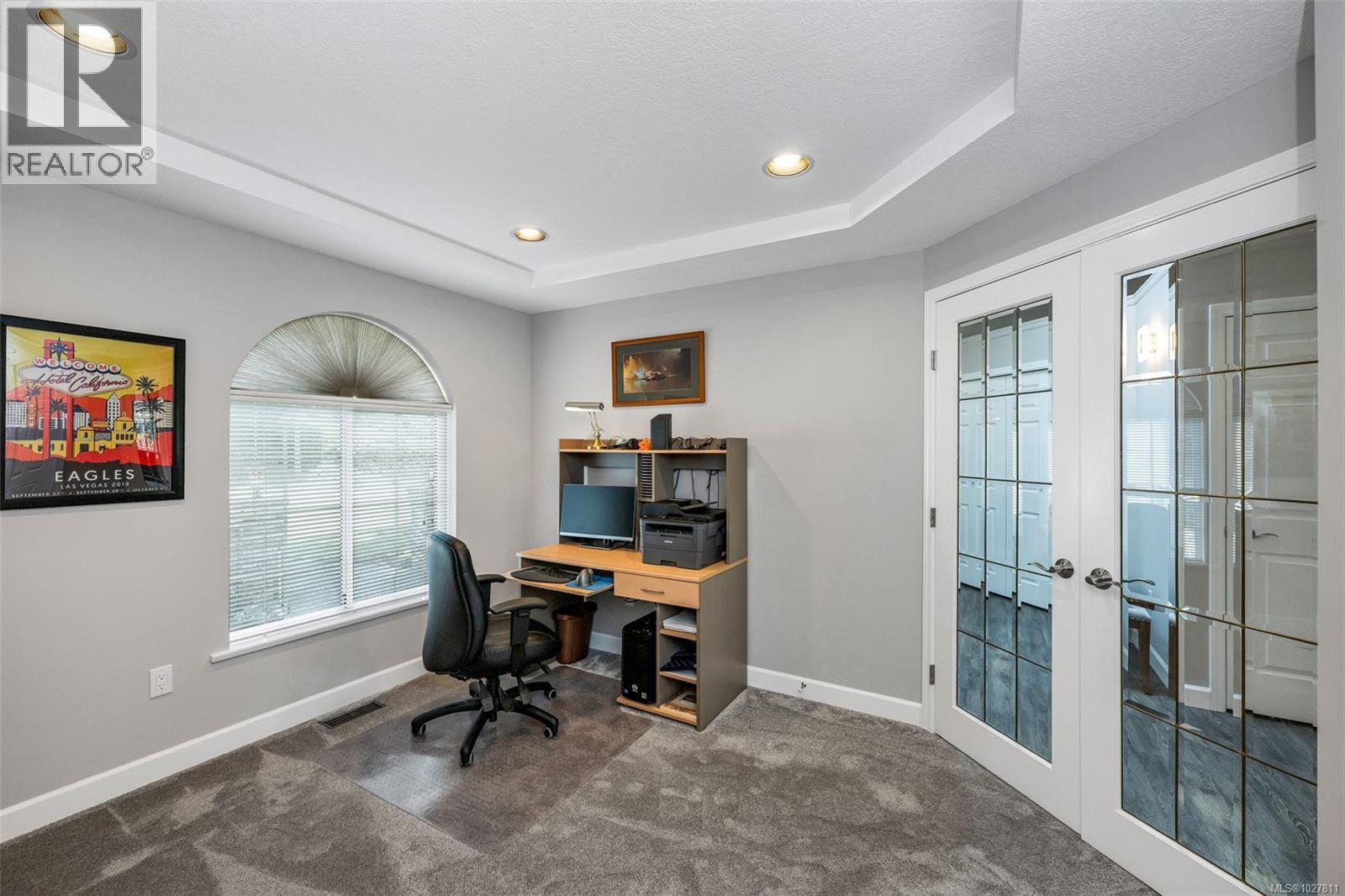 1249 KATHLEEN DR - 18