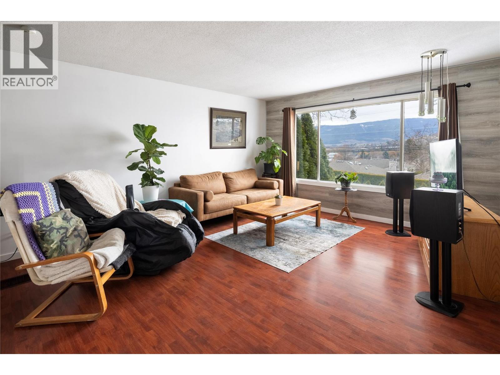 1203 25 Avenue, Vernon