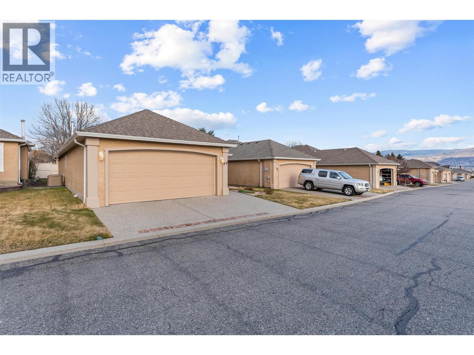 #44 2250 Louie Drive - 3