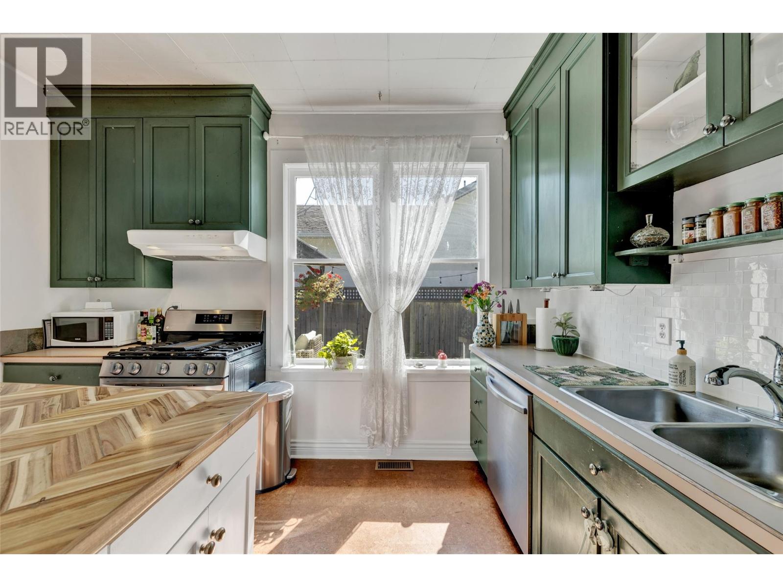 1333 Richter Street, Kelowna