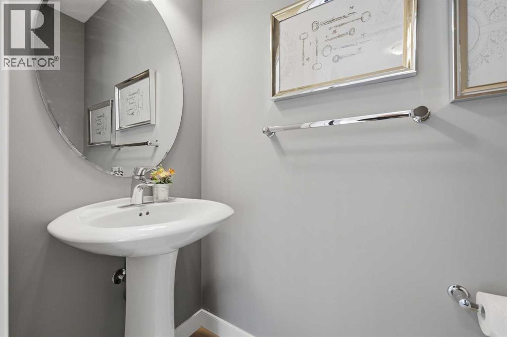 Single Family House for Sale in  Evanscrest Way NW Evanston Calgary 