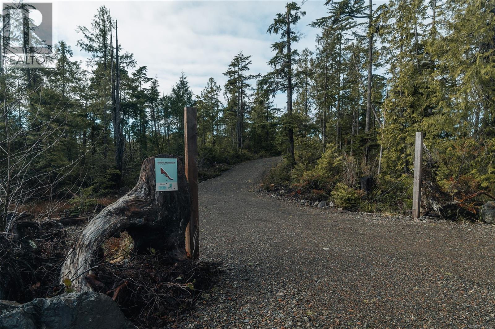 LOT 4 Hawkes Rd, Ucluelet