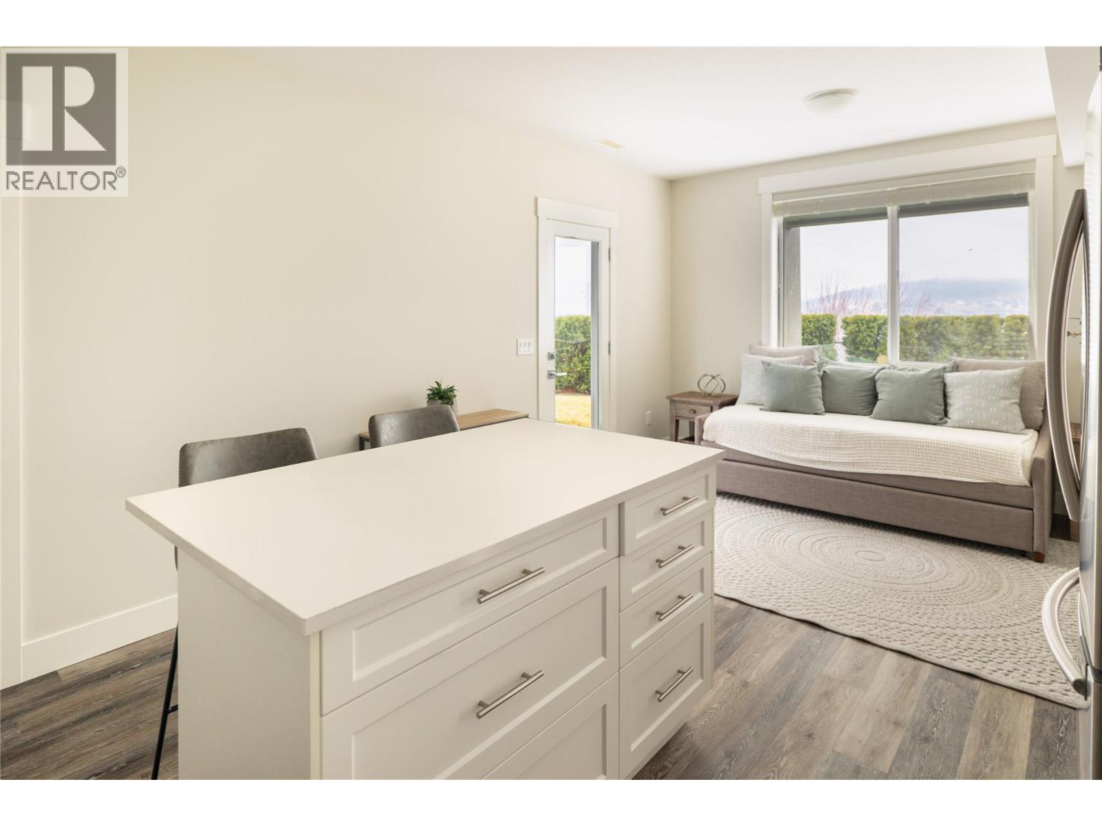 1388 Mine Hill Drive, Kelowna