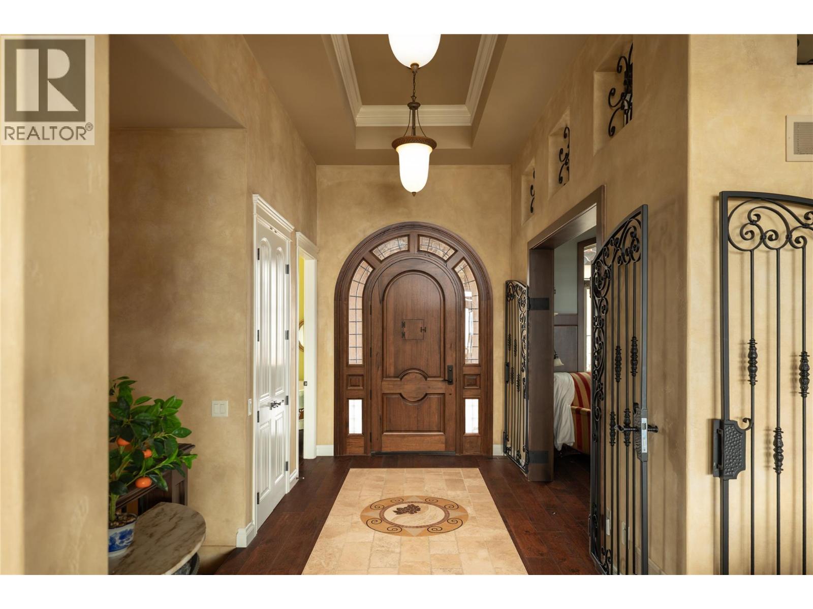 954 Hewetson Avenue - 5