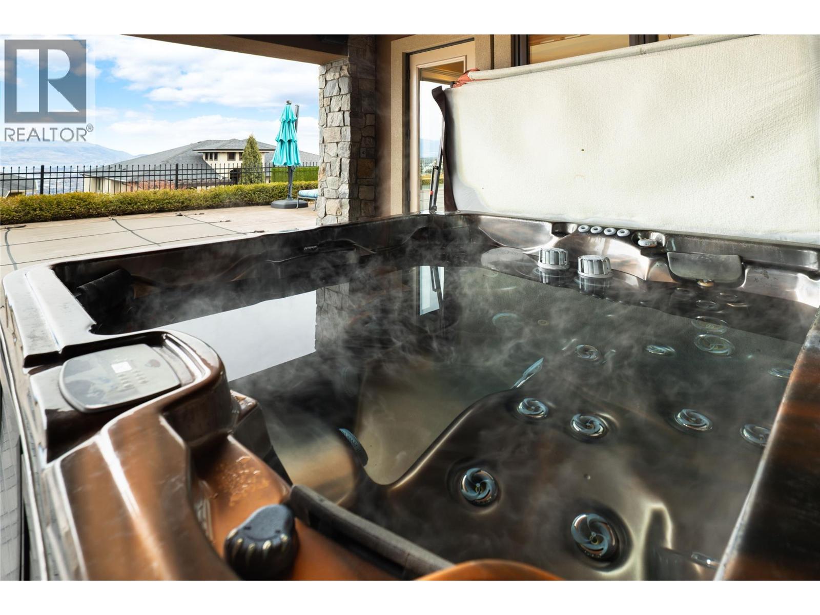 954 Hewetson Avenue - 53