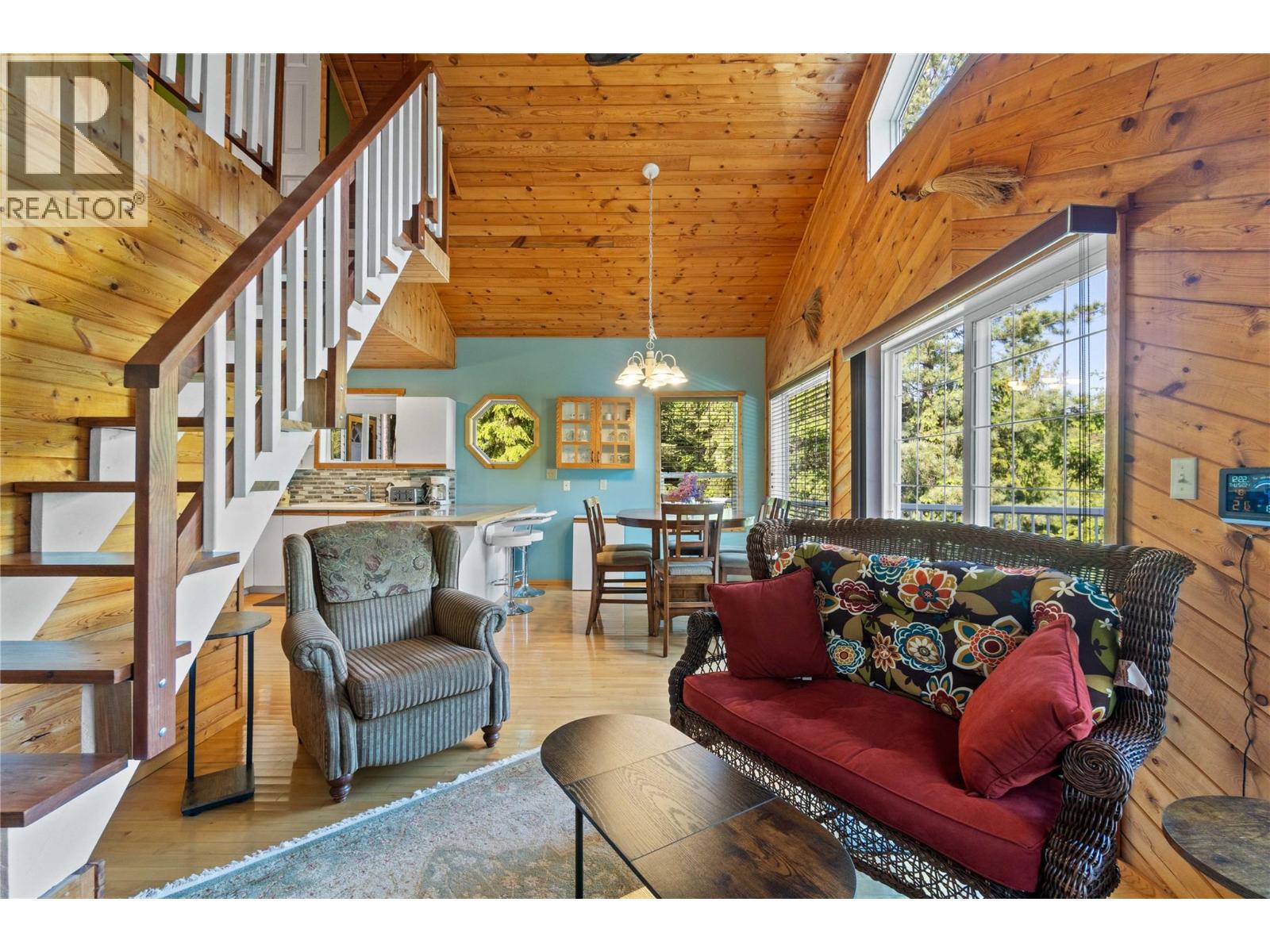 36 6300 Armstrong Road, Eagle Bay