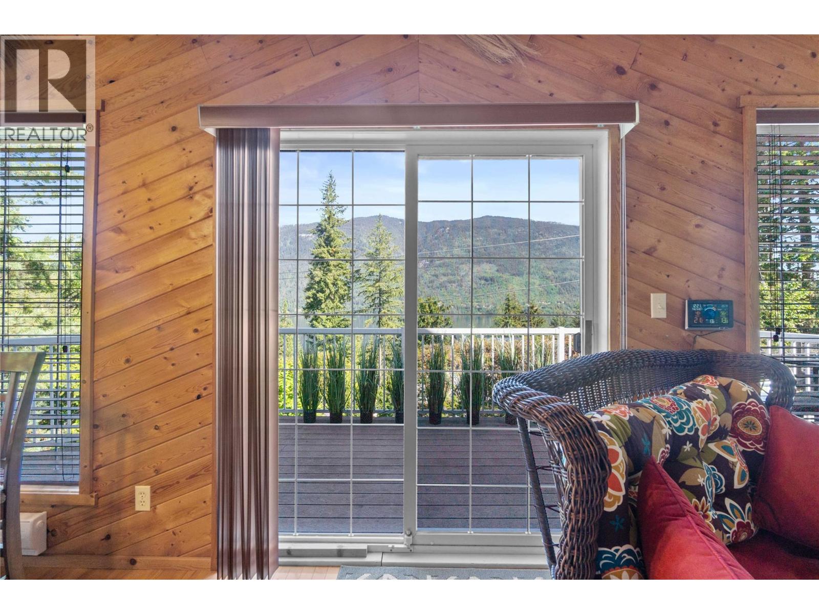 36 6300 Armstrong Road, Eagle Bay