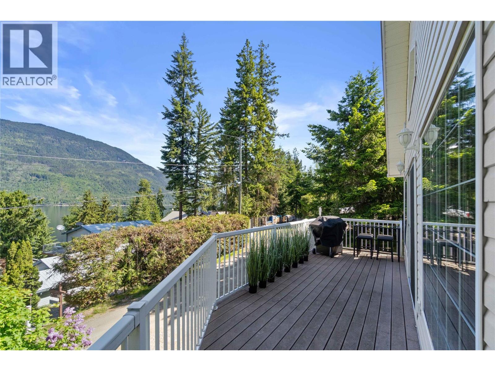 36 6300 Armstrong Road, Eagle Bay