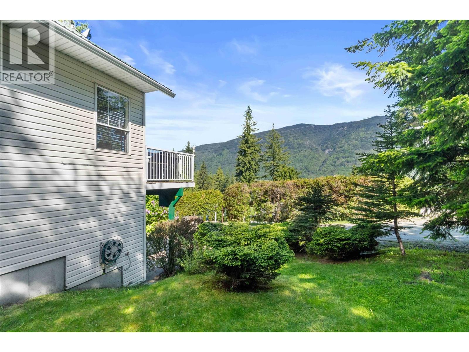 36 6300 Armstrong Road, Eagle Bay