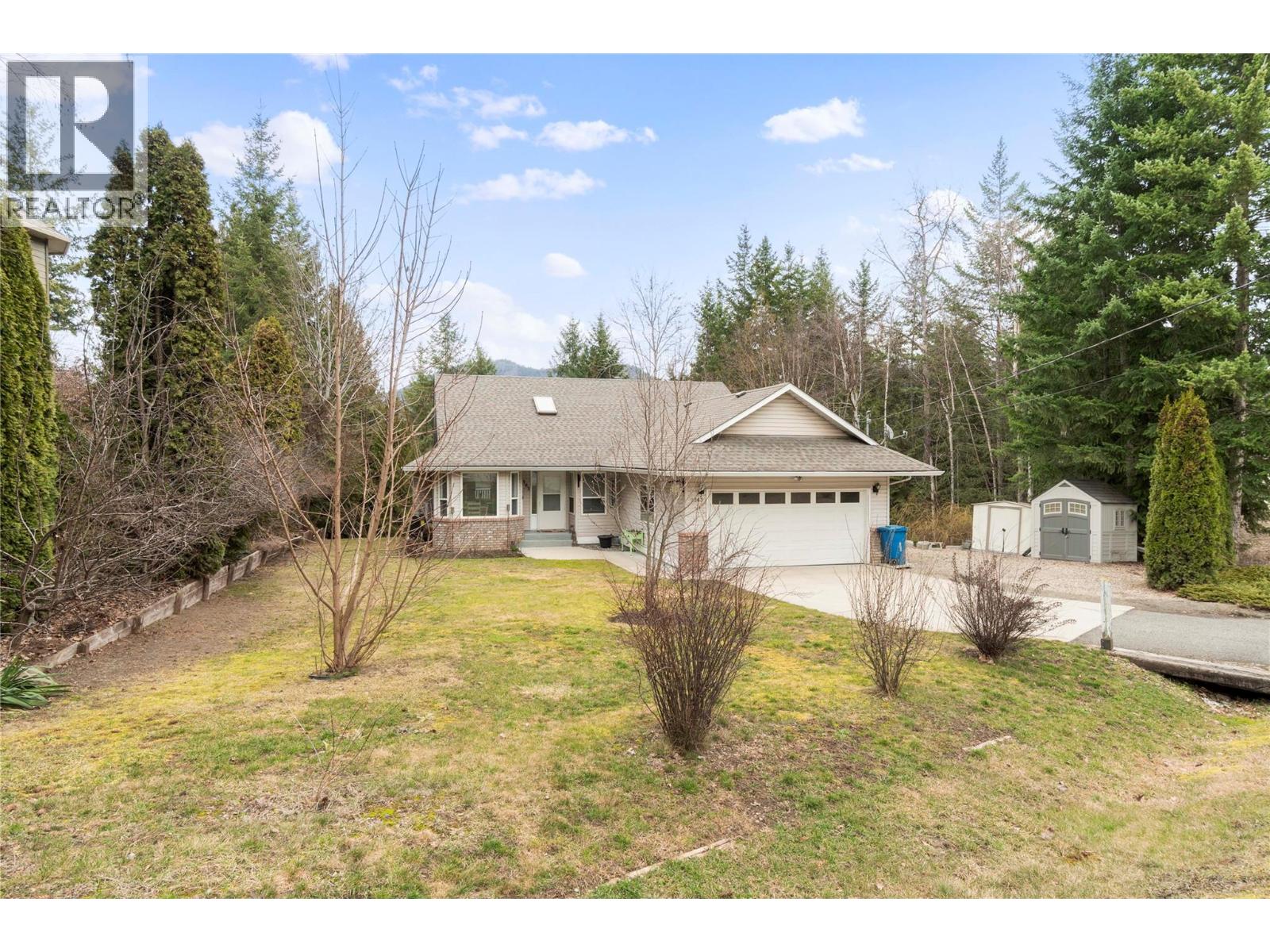  2363 Pleasant Dale Road, Blind Bay