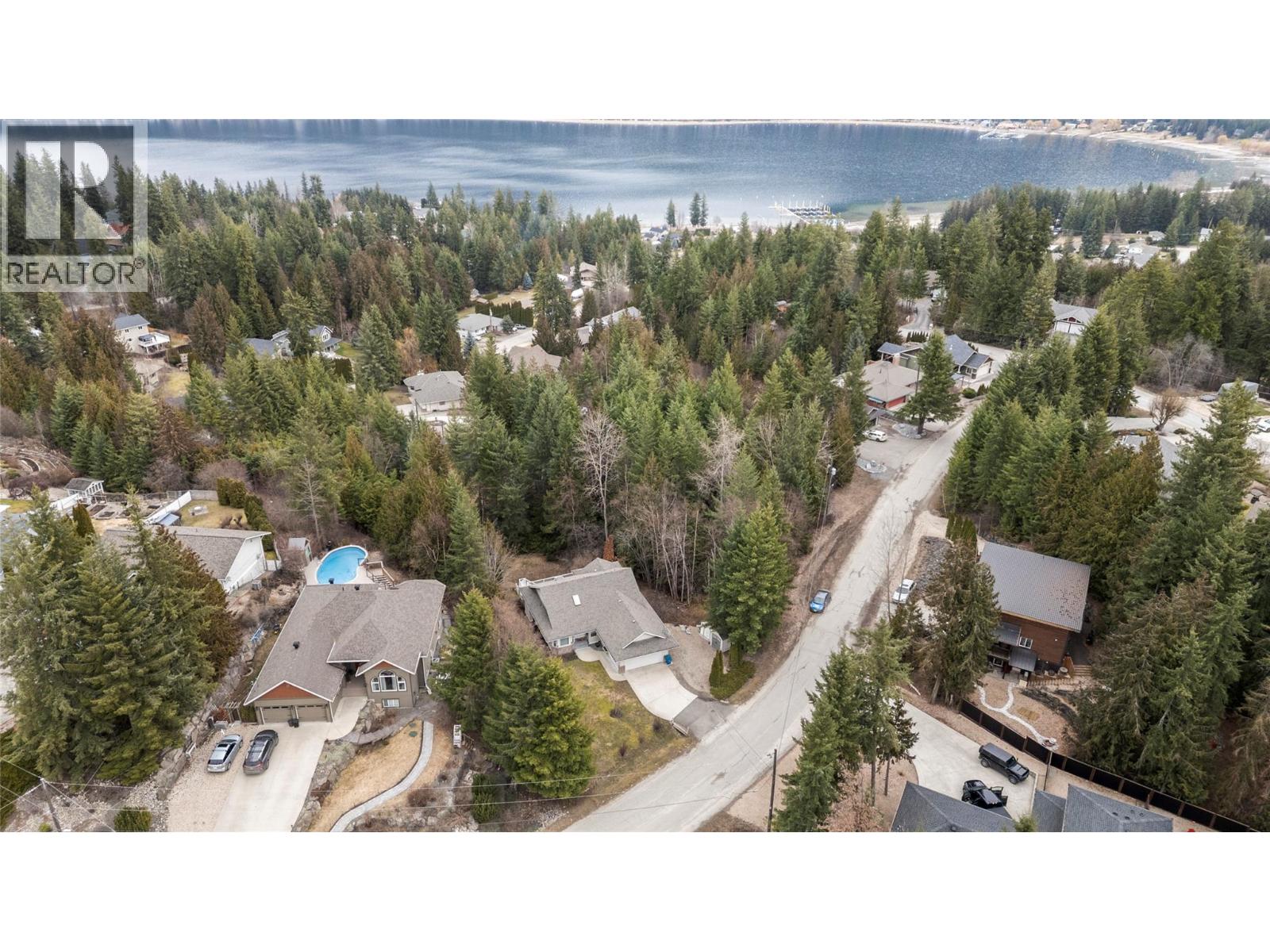  2363 Pleasant Dale Road, Blind Bay