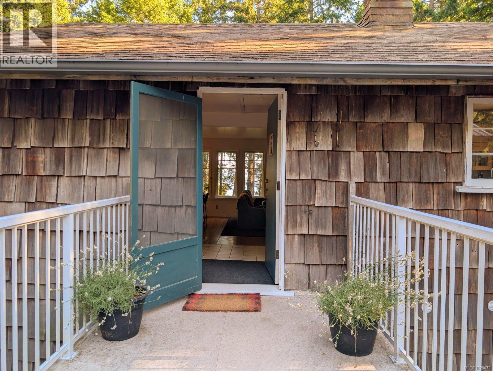  415 Halibut Hill Road, Mudge Island