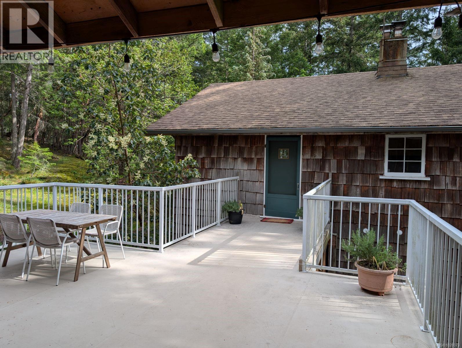  415 Halibut Hill Road, Mudge Island