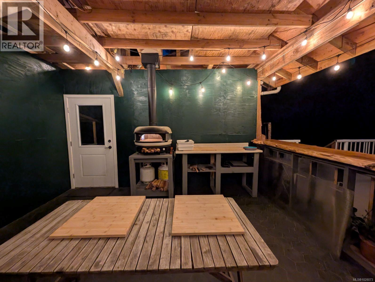  415 Halibut Hill Road, Mudge Island