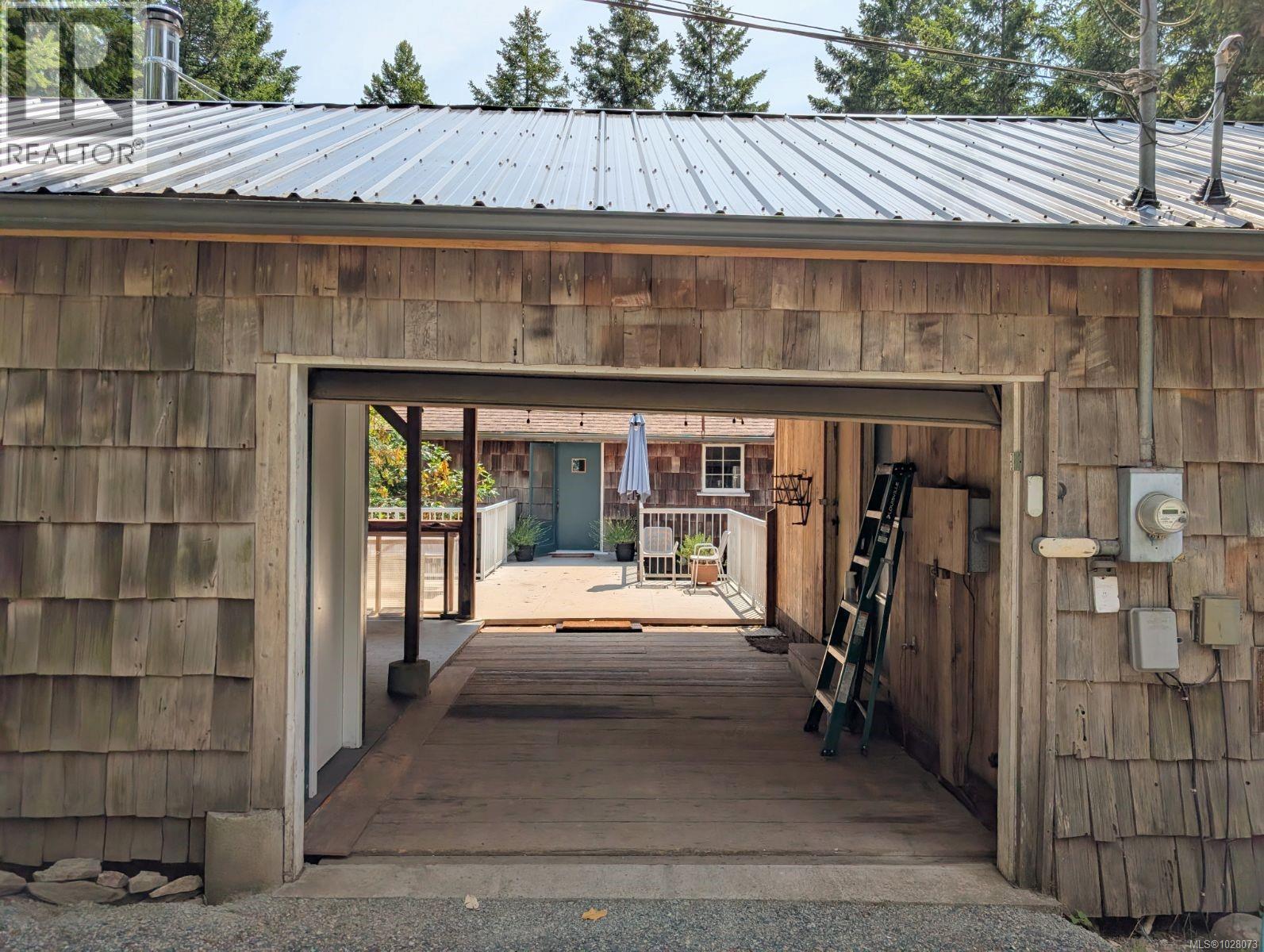  415 Halibut Hill Road, Mudge Island