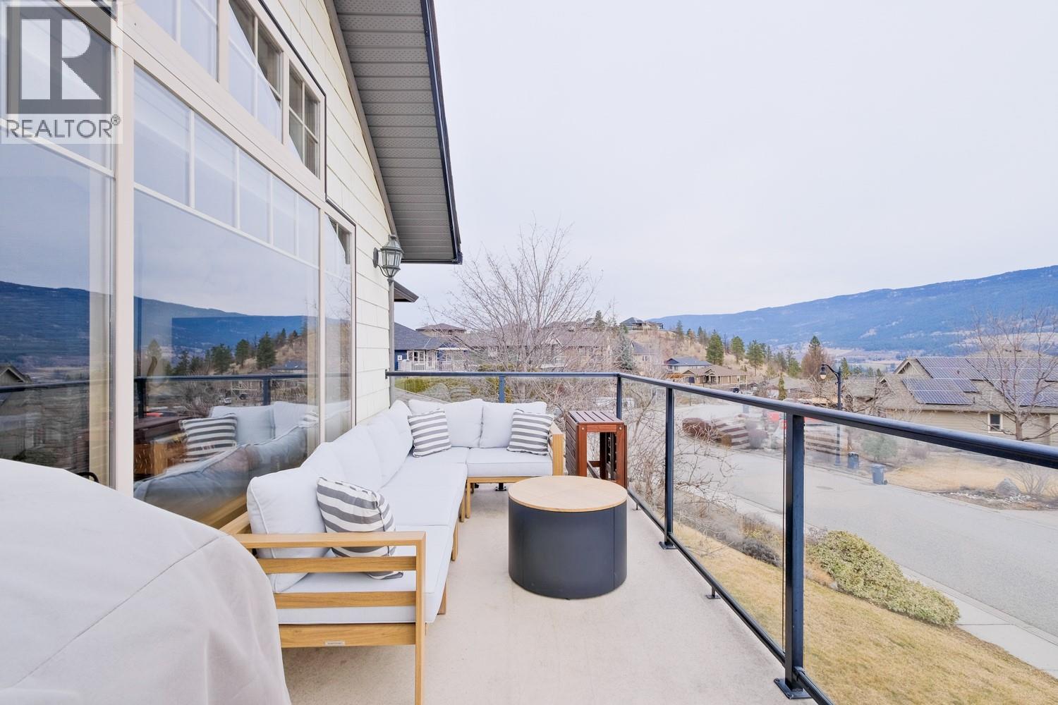 12628 Lake Vista Court, Lake Country