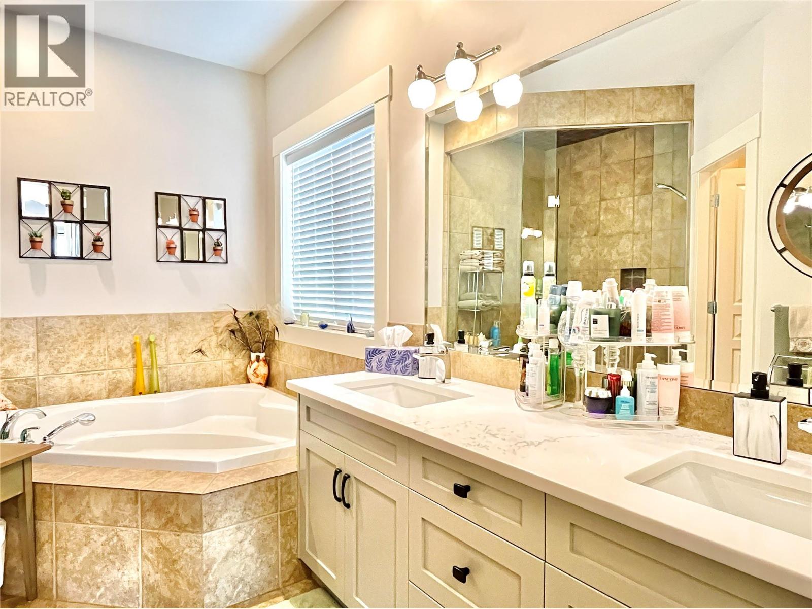 1615 Sunrise Road, Kelowna