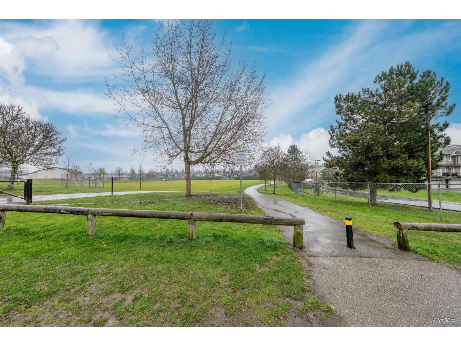 15649 ROSEMARY HEIGHTS CRESCENT, Surrey