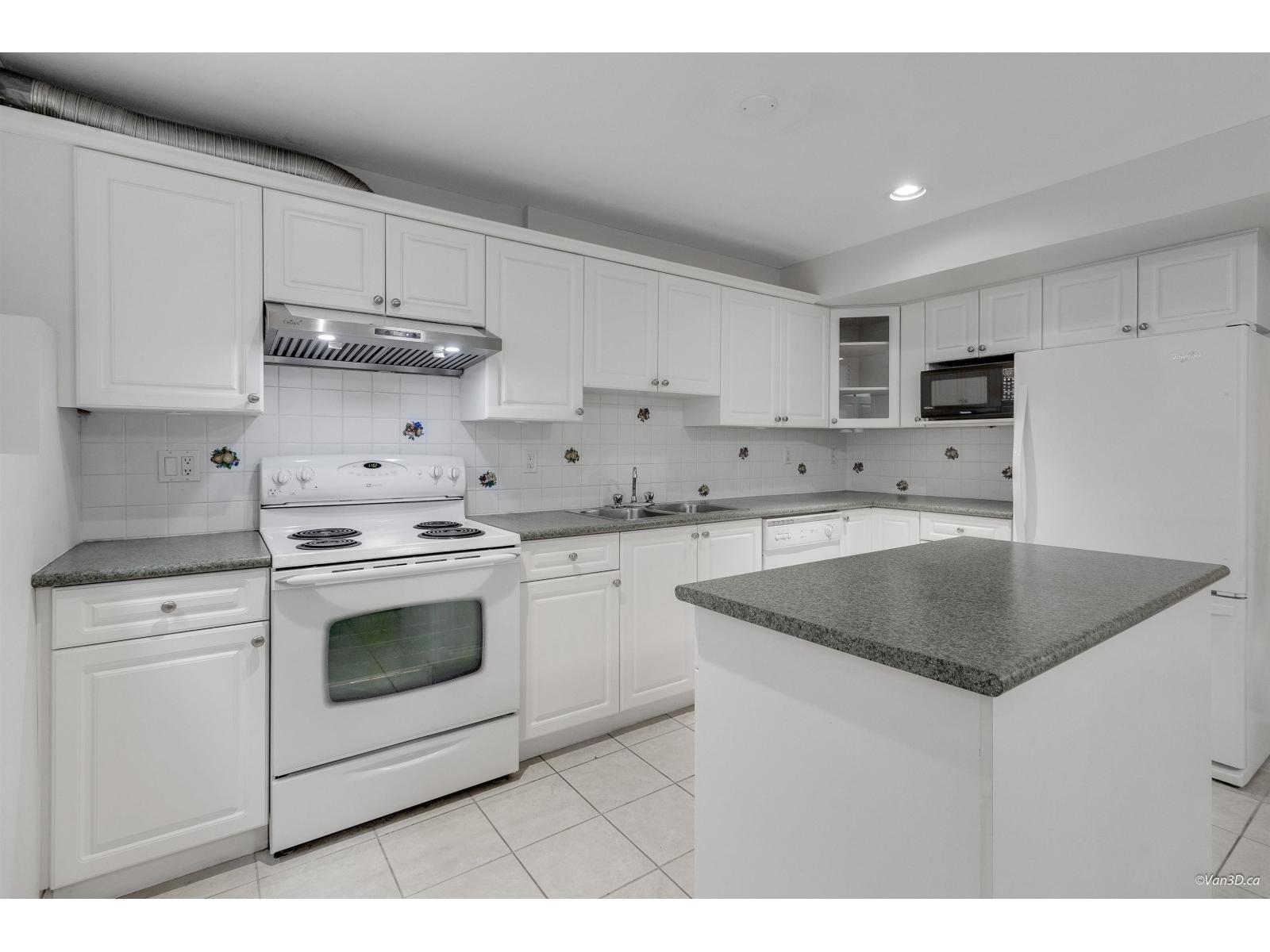 15649 ROSEMARY HEIGHTS CRESCENT, Surrey