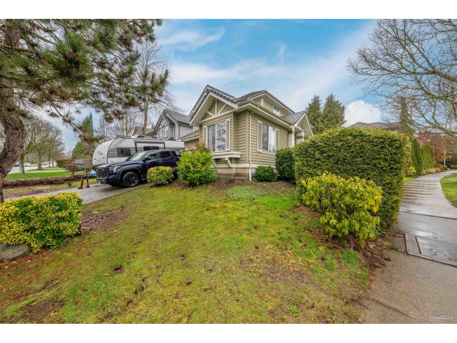 15649 ROSEMARY HEIGHTS CRESCENT, Surrey