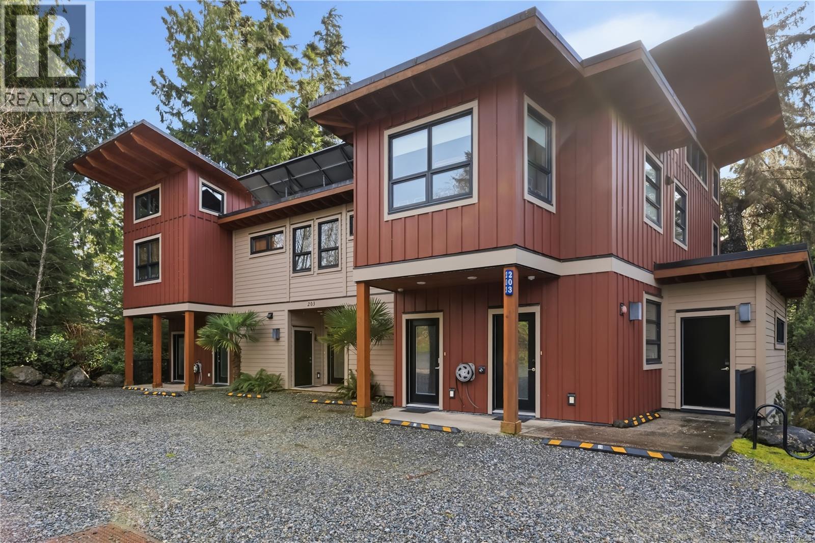 #13 203 Boardwalk Blvd - 2