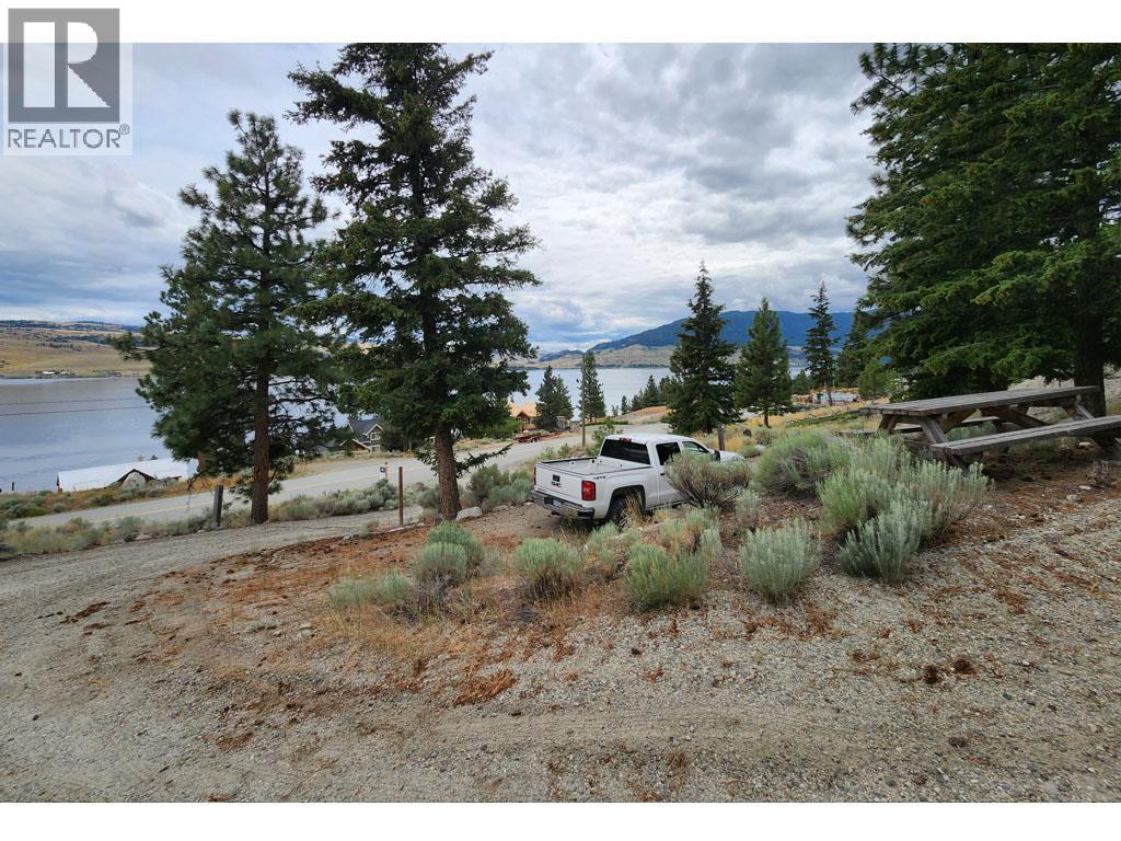6481 Monck Park Road - 2