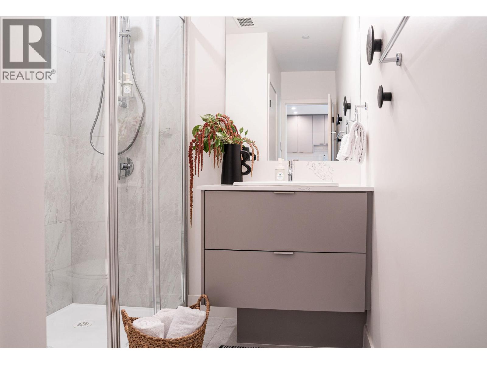 1701 Coursier Avenue Unit# 2211, Revelstoke