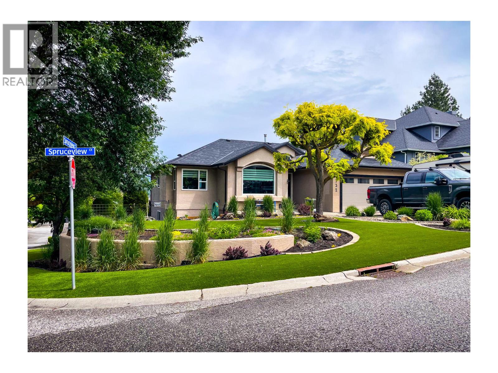1732 Spruceview Court, Kelowna
