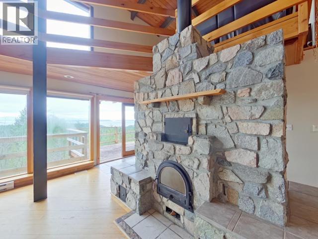 2005 RALPH ROAD, Powell River