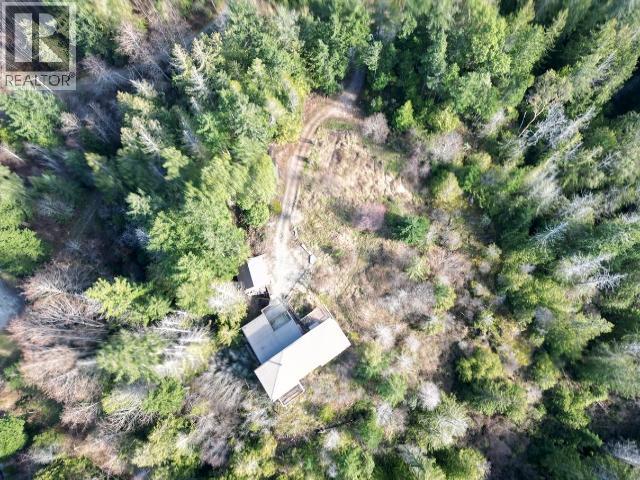 2005 RALPH ROAD, Powell River