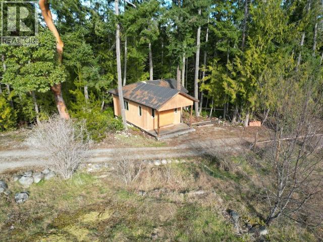 2005 RALPH ROAD, Powell River