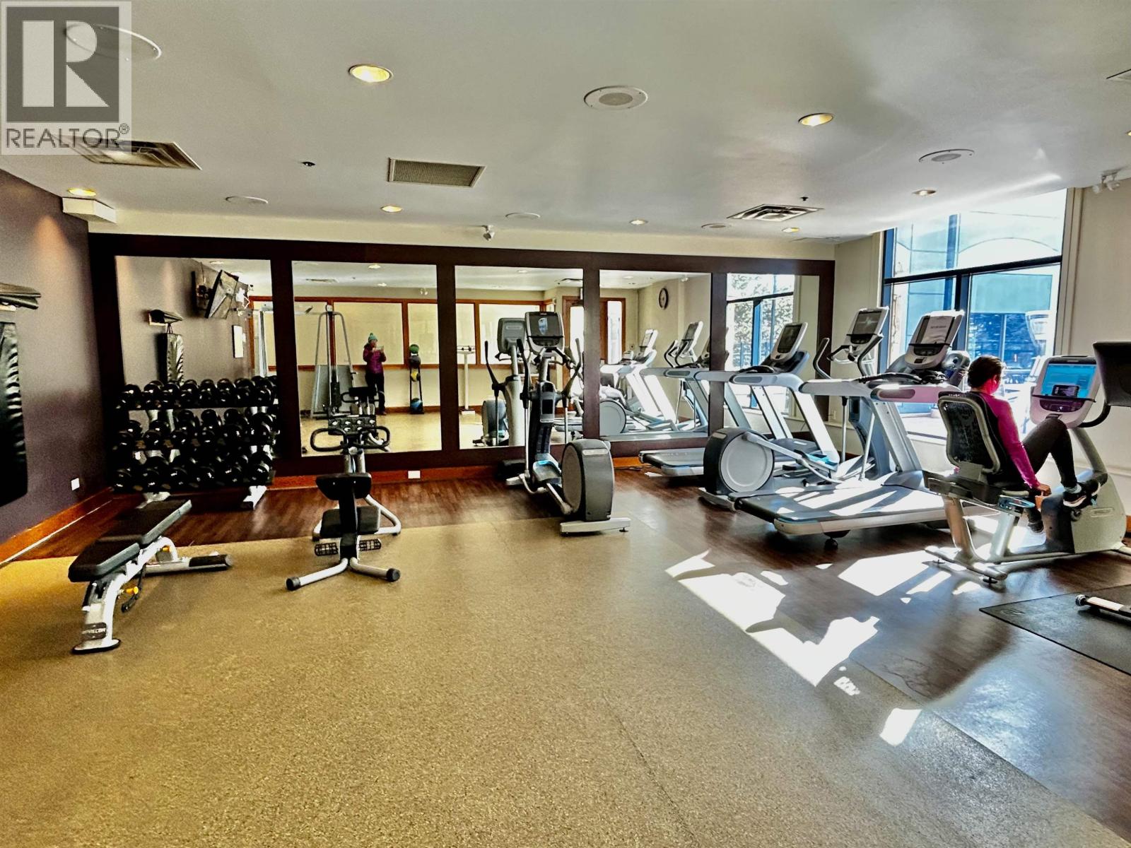 Week 9 902-4293 MOUNTAIN SQUARE, Whistler