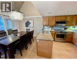 Week 9 902-4293 Mountain Square, Whistler, BC V8E1B8 Photo 6