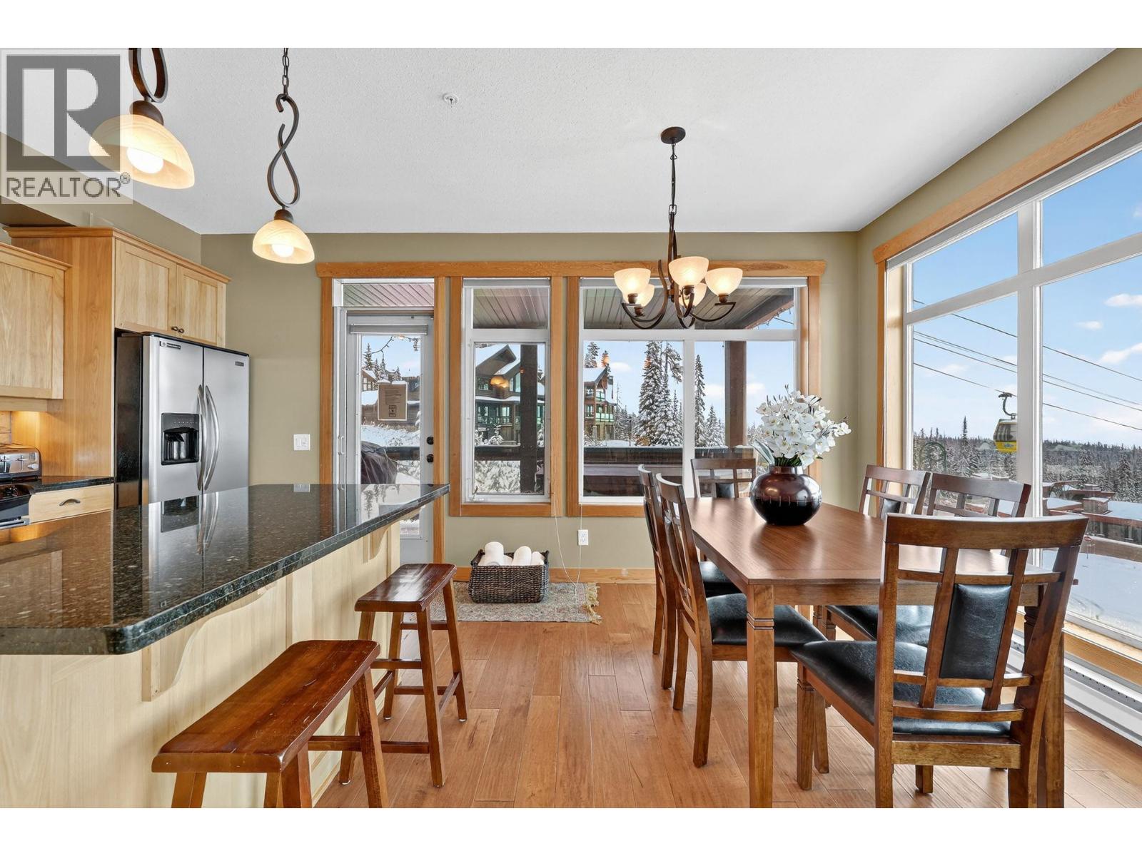 315 Whitehorse Lane Unit# 203, Big White