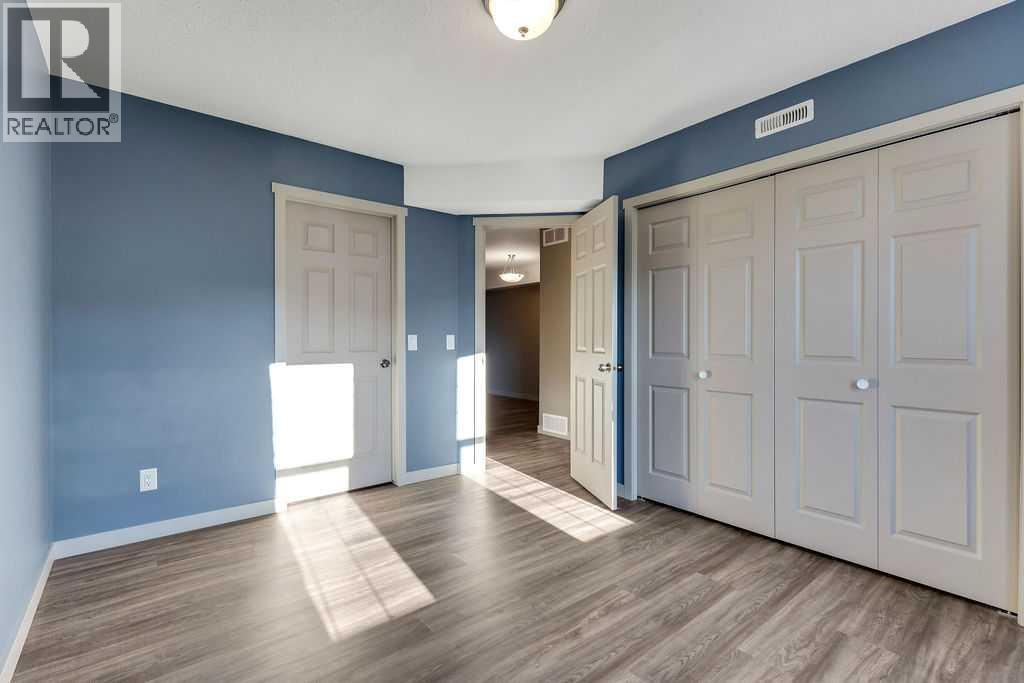 
          103 Strathaven Drive
            <br/>
            <span>Strathmore</span>
            , 
            <span>AB</span>
             <span>T1P1W3</span>
         - Photo 14