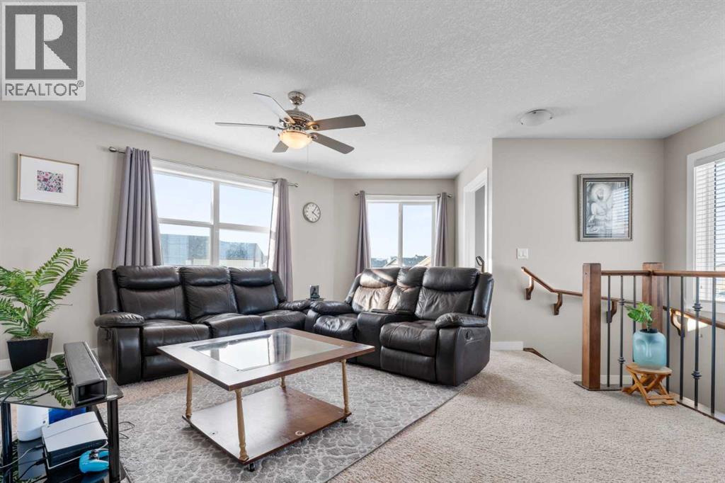 Single Family House for Sale in  Saddlebrook Drive NE Saddle Ridge Calgary 