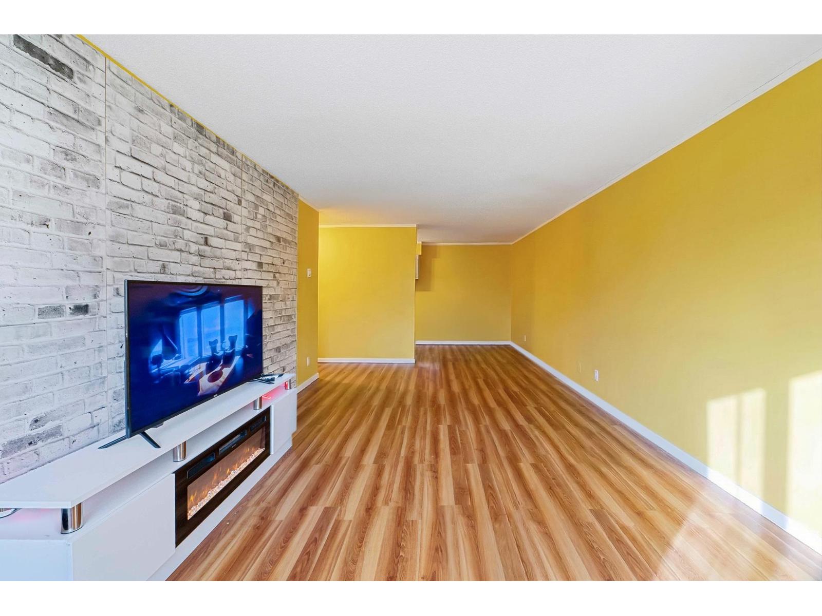 #325-11806 88 Avenue, Delta