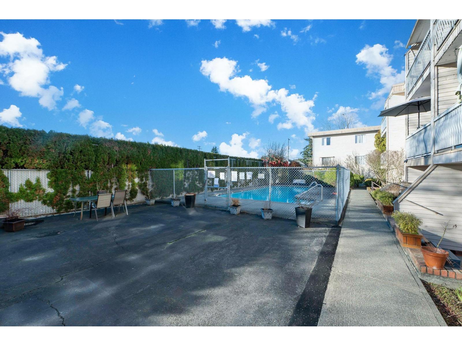 #325-11806 88 Avenue, Delta