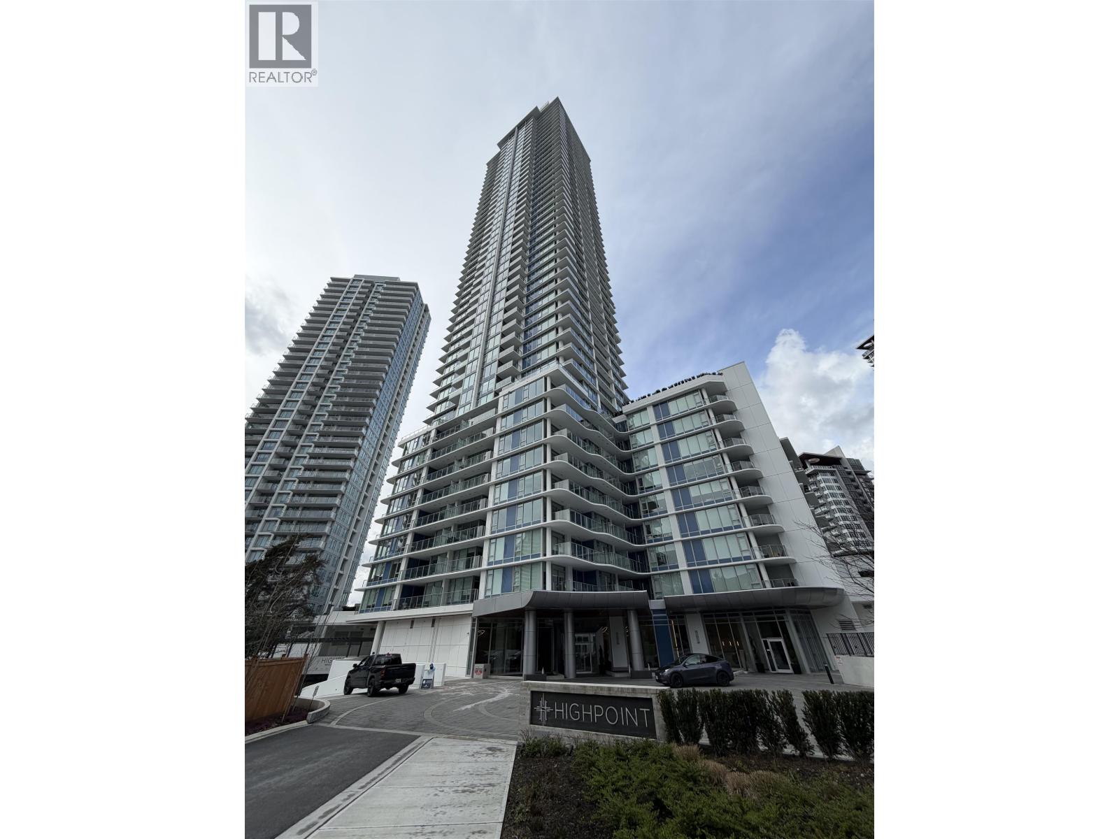 3305 518 CLARKE ROAD