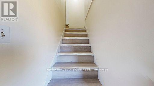 4036 LAKESHORE ROAD - 18