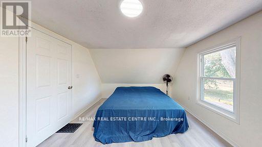 4036 LAKESHORE ROAD - 19