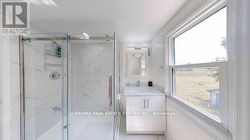 4036 LAKESHORE ROAD - 24