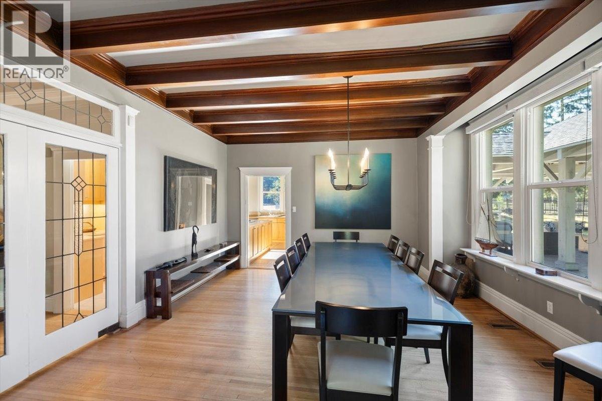 9 PARK CRESCENT - 45