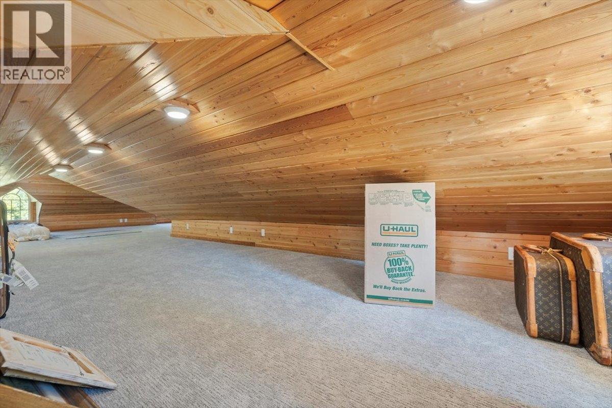 9 PARK CRESCENT - 86