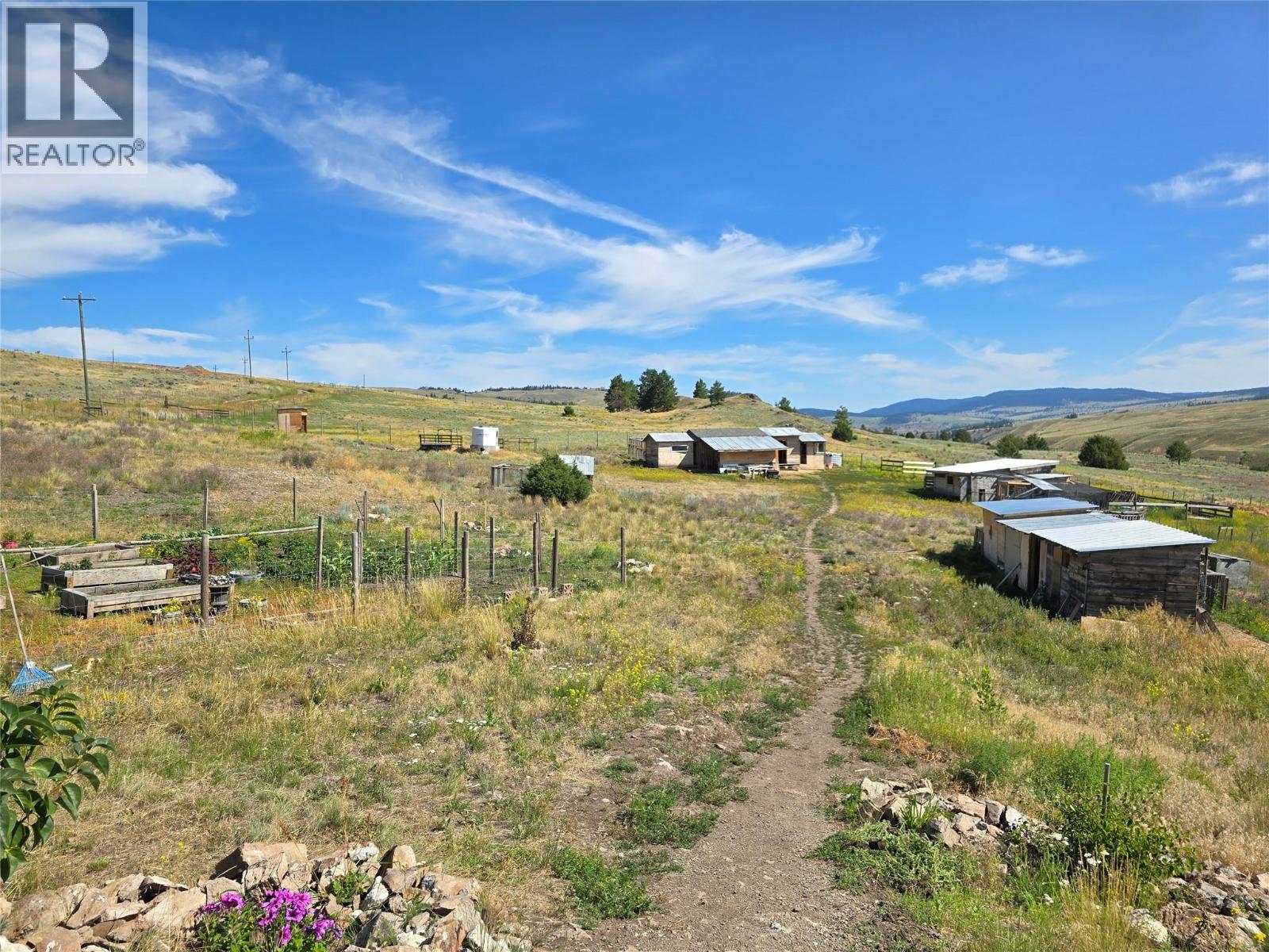 7145 PRINCETON KAMLOOPS 5A Highway - 27