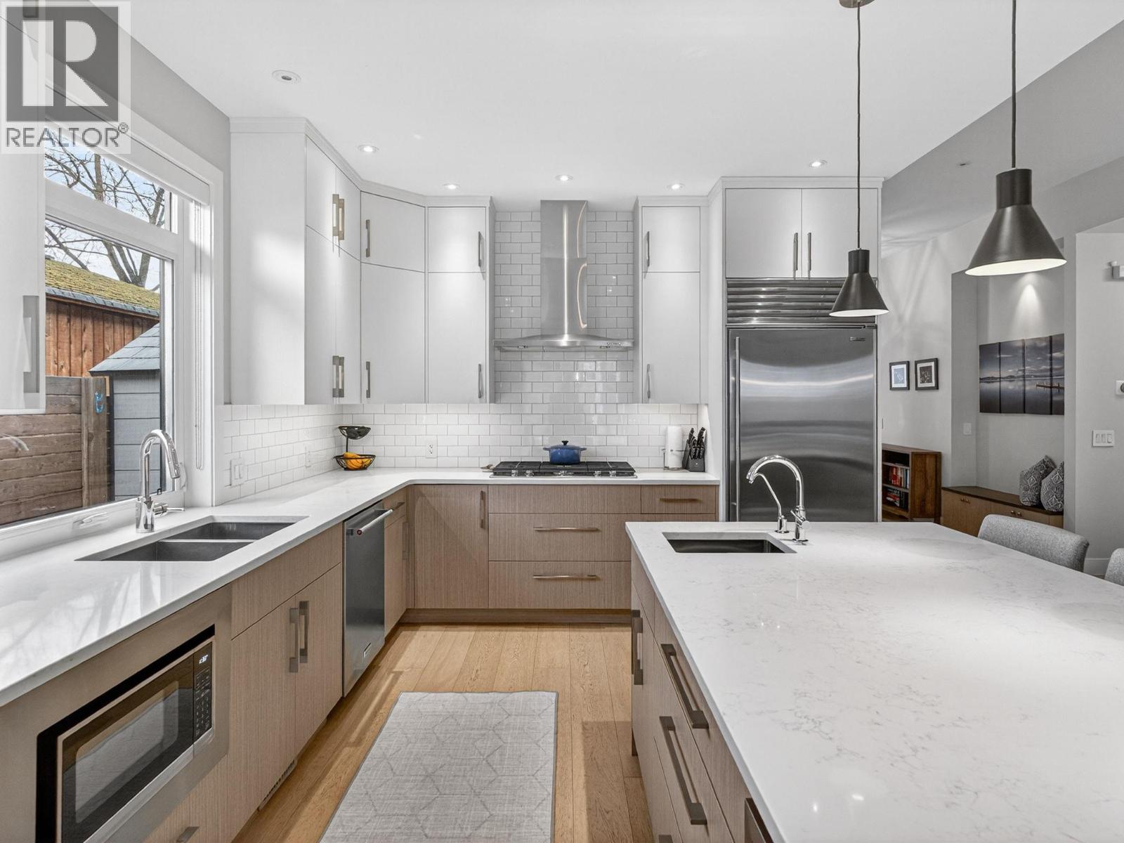 4579 Anhalt Road, Kelowna