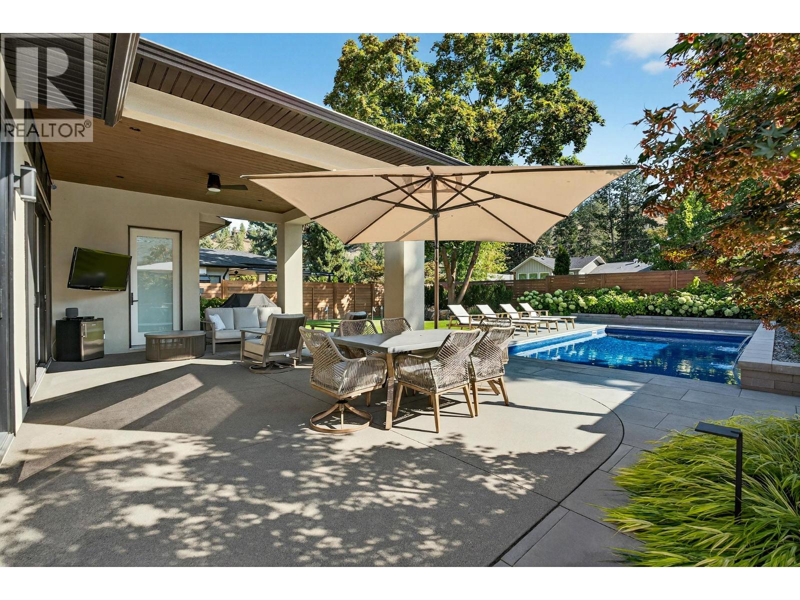 4579 Anhalt Road, Kelowna